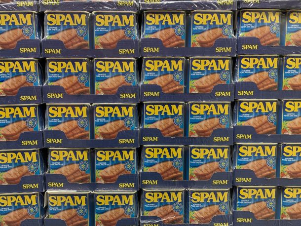 Opgelet: Vraag om domeinnaam te hernieuwen is spam!